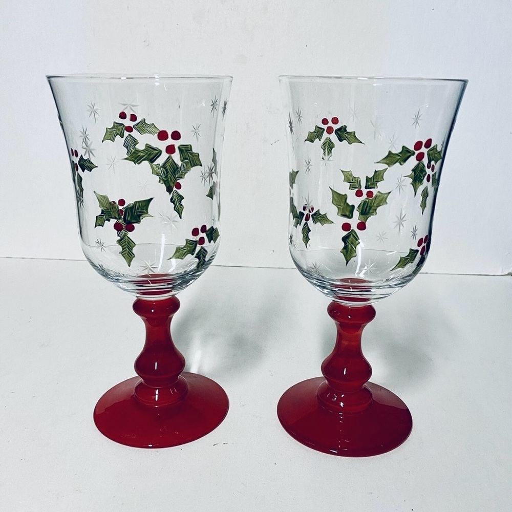Studio Nova Holly Berry Water/Wine Goblet Set of 10